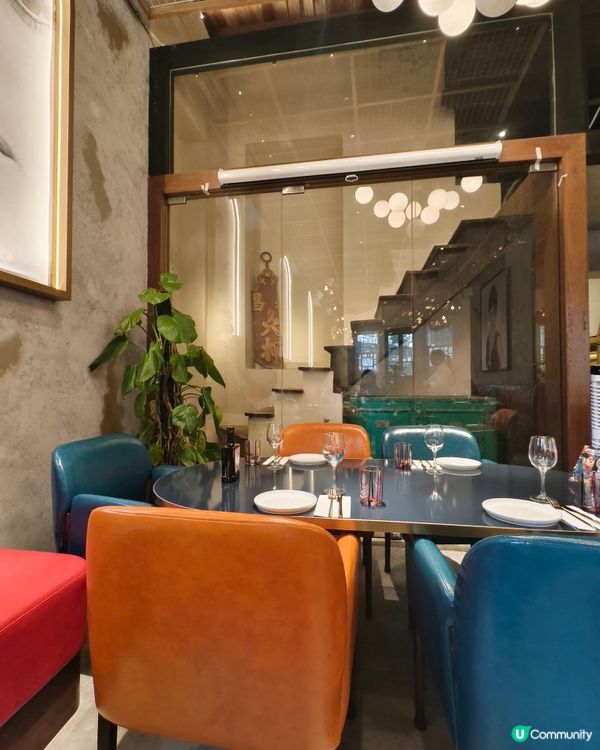 罕見charcoal pizza，口感豐富