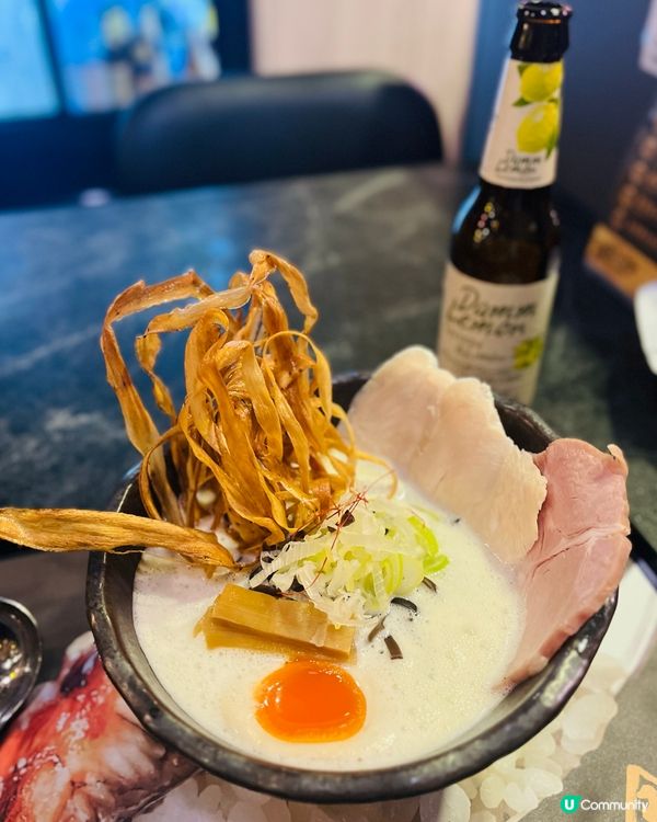 雞白湯拉麵配Clara?🤪