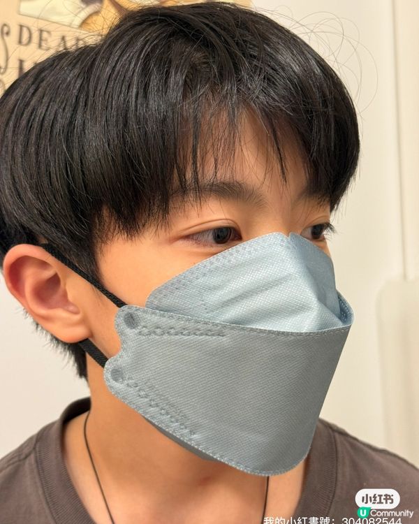 小朋友病到七彩 😭  搵到啱戴嘅口罩先安心 😷