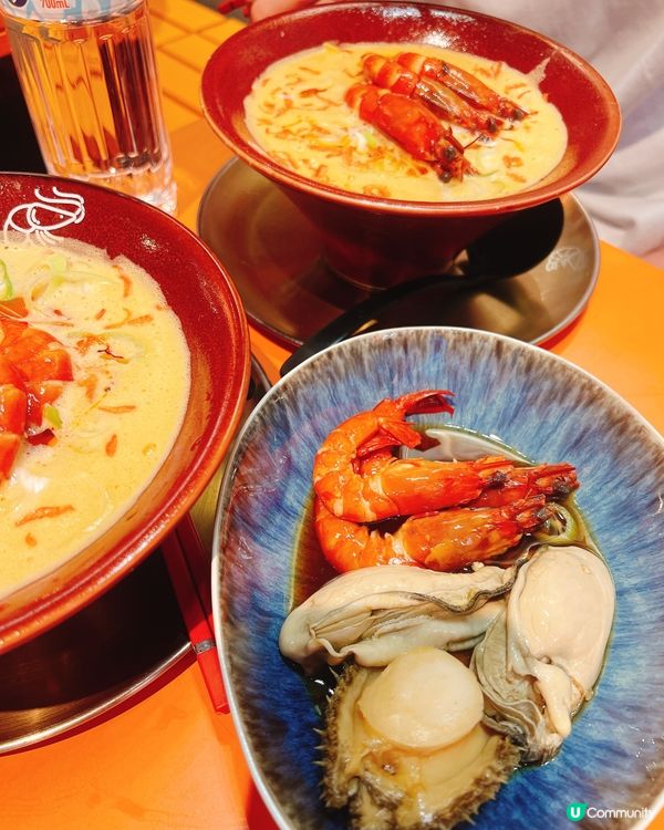 尖沙咀必排🍜🤩未開門已大排長龍鮮蝦拉麵！巨大鮑魚必點！