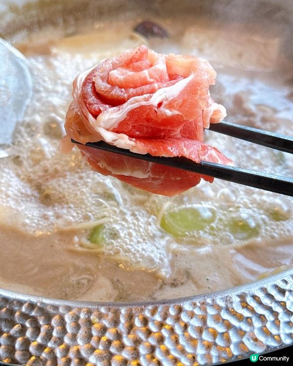 慶祝生日必到肉多多火鍋！