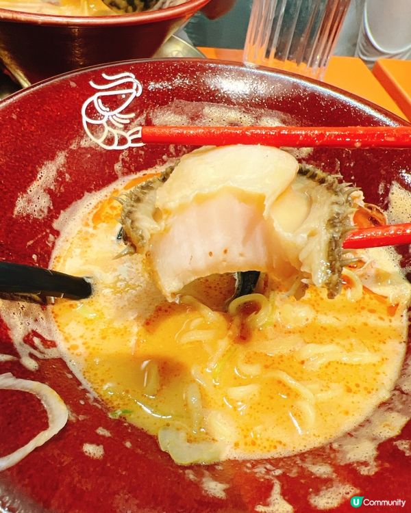 尖沙咀必排🍜🤩未開門已大排長龍鮮蝦拉麵！巨大鮑魚必點！