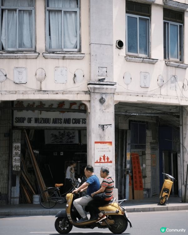 我眼中的黃鶴樓就是我眼中的武漢，是武漢的靈魂，在千年來見證了...