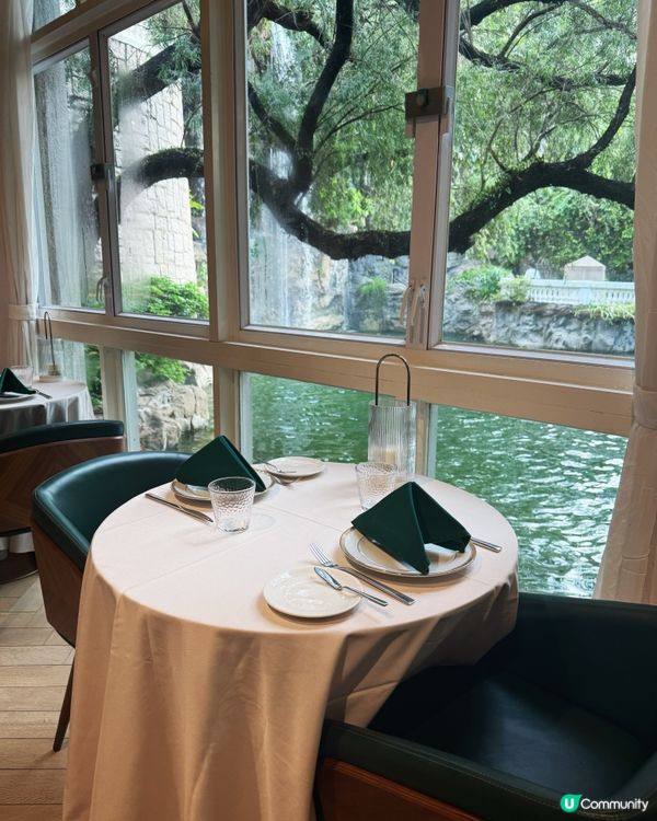 香港湖畔小瀑布下午茶 🏞️🍰打卡一流