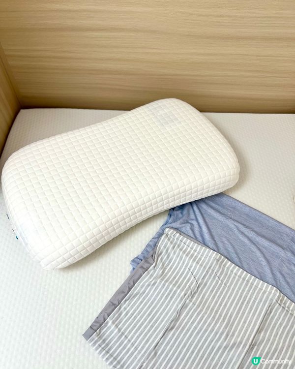 IKEA KLUBBSPORRE人體工學枕頭