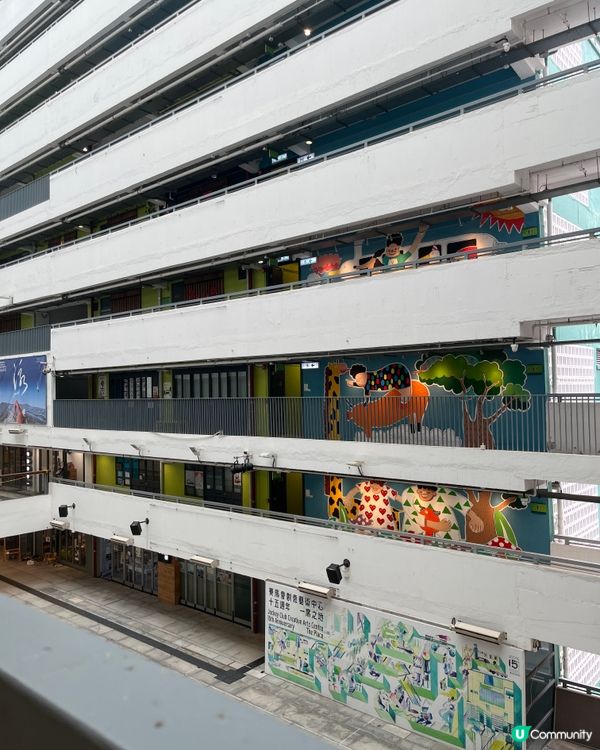 週末去石硤尾🎨睇魚畫展🐠  《香港魚畫》第二冊新書發佈會！