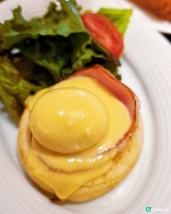 京都英倫早餐 ☕️🍳  
日本立頓紅茶屋，傳統英式早餐