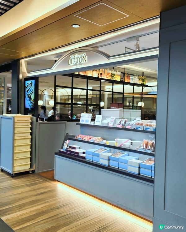 京都英倫早餐 ☕️🍳  
日本立頓紅茶屋，傳統英式早餐