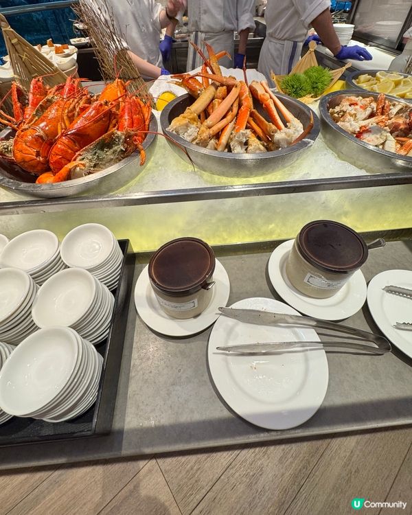 食物豐富、高性價比的自助晚餐