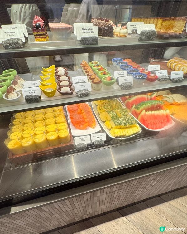 食物豐富、高性價比的自助晚餐