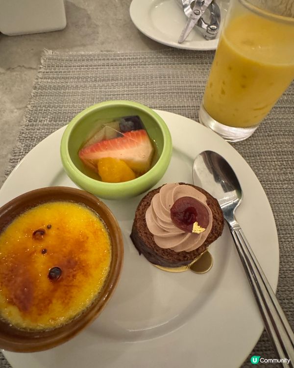 食物豐富、高性價比的自助晚餐