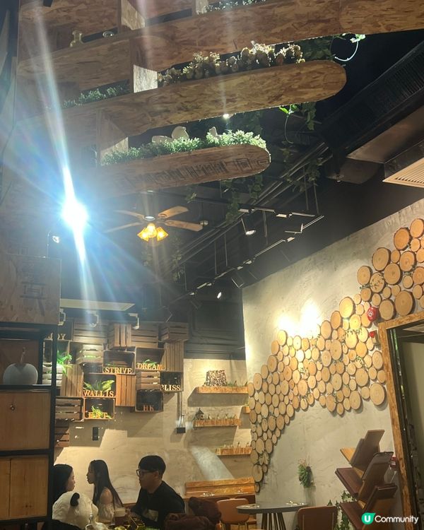 ## 油麻地文青西餐廳打卡 🍝🥂