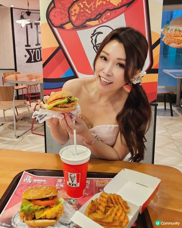 成日去KFC買蒲撻，見到佢推出左新口味嘅包呀！仲要係魔鬼辣！...