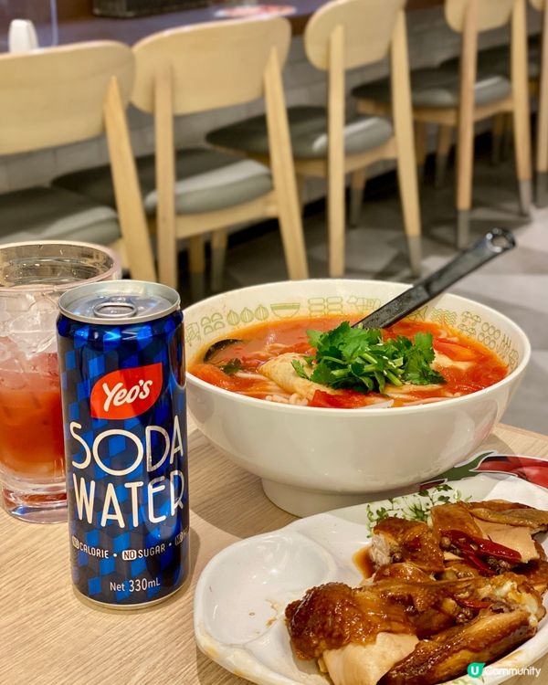 ✨香港🇭🇰-⚠️💬麻椒雞竟麻得過癮⁉️💢竟蕃茄做梳打…📍米線陣