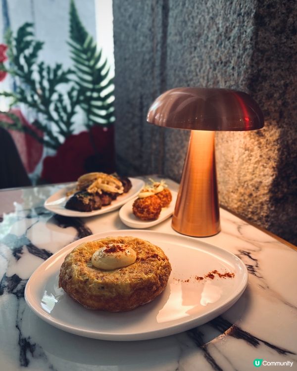 中環大館監倉法定古蹟西班牙菜 🏛️