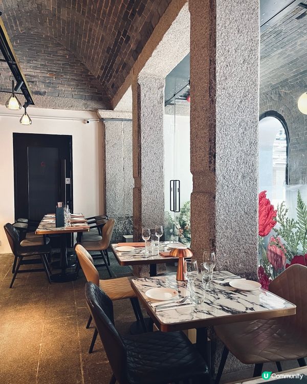 中環大館監倉法定古蹟西班牙菜 🏛️