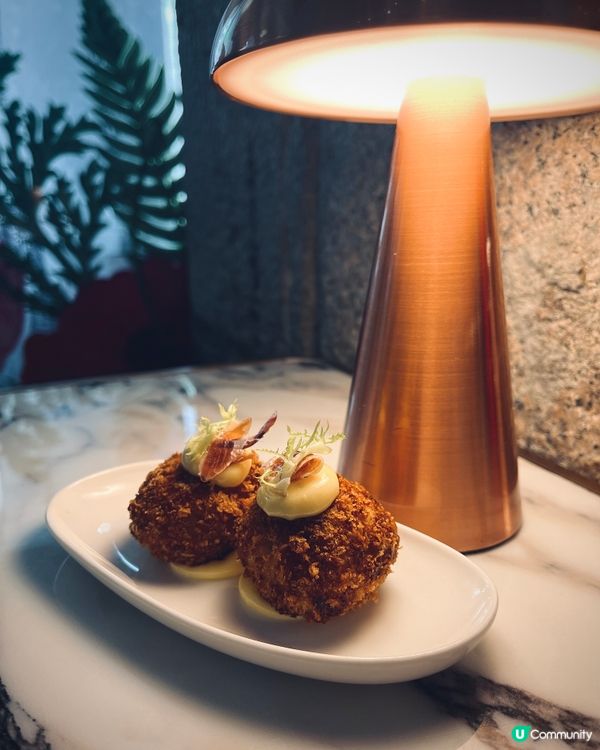 中環大館監倉法定古蹟西班牙菜 🏛️