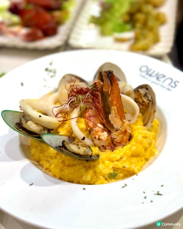 太子逆市爆滿人氣cafe  煎牛扒充滿肉汁