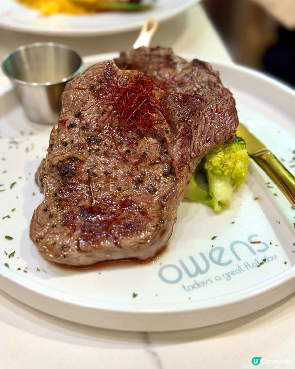 太子逆市爆滿人氣cafe  煎牛扒充滿肉汁