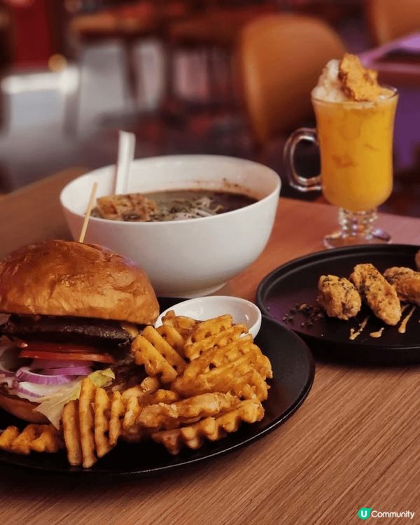 今晚在啟德體育園🎵朝聖，看完謝霆鋒演唱會真的太嗨啦！🤩  散...