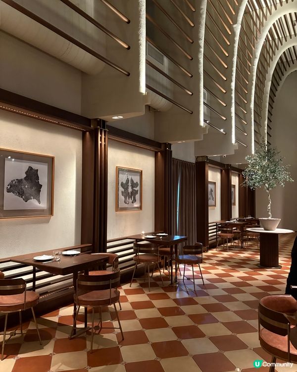 打卡必到! 荃灣歐陸式教堂木化石主題餐廳