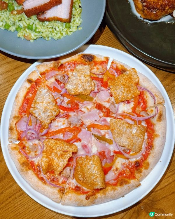 主菜買一送一😍 必試招牌豬薄餅❣️烤斧頭豬扒