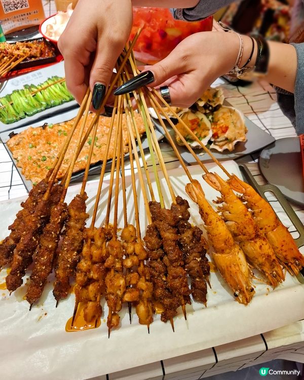 新鮮海鮮牛羊串 生蠔鮮甜嫩滑  