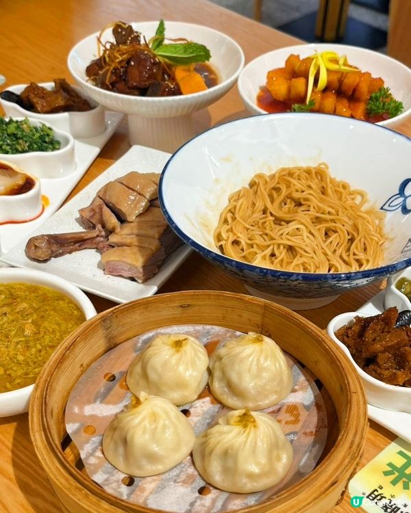 蟹黃麵超奢華 手工湯包滿溢濃郁蟹鮮