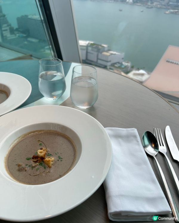 尖沙咀北京道1號29樓🎡  週末風車午餐($488/位)