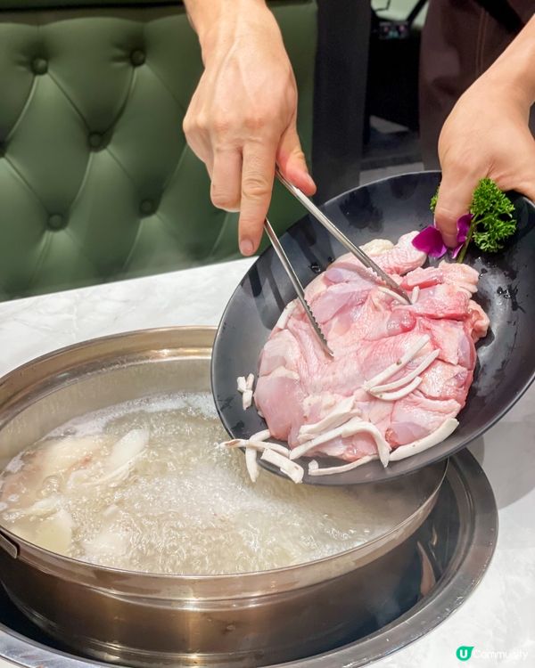 荃灣｜新鮮海鮮+椰子雞鍋。同仁四季椰子雞專門店