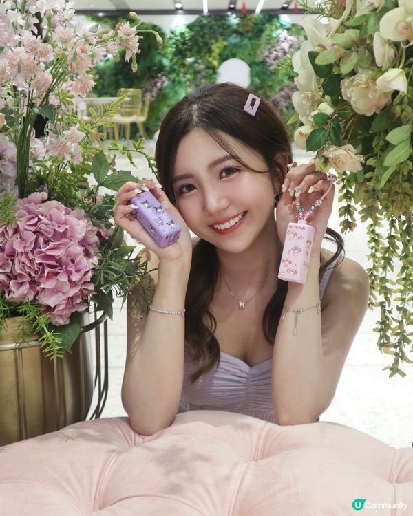 旅行必備！Sanrio 2合1充電器+讀卡器 🧳⚡️