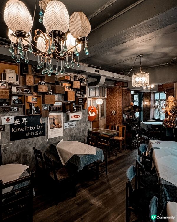 第一次在香港唐樓里吃飯🍽️