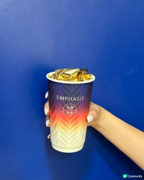 花斑茶社 x 周生生 ✨ 金箔麥茶，吸睛度爆燈！