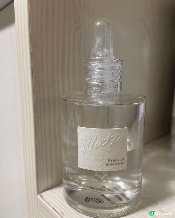 護膚品適合敏感肌，用料天然，有效保濕修復皮膚