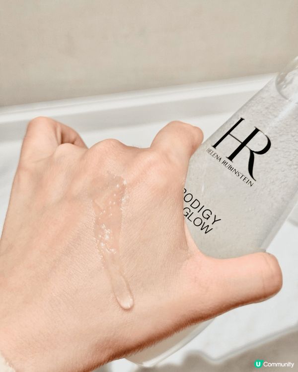 新上線赫莲娜的精華，超高級質感和緊致，藝術品一樣的存在🙉一瓶...