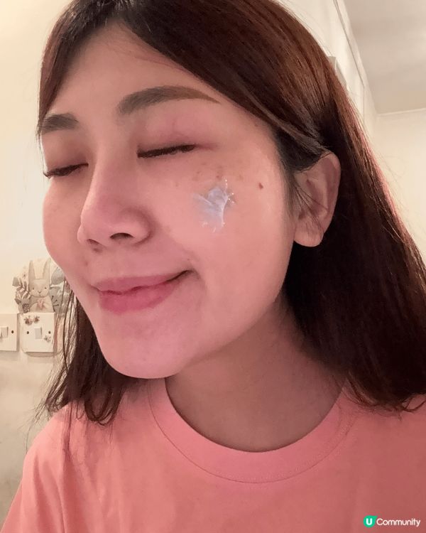 本身皮膚超乾，－年四季皮膚都長期需要加強保濕，保濕霜是我至愛...