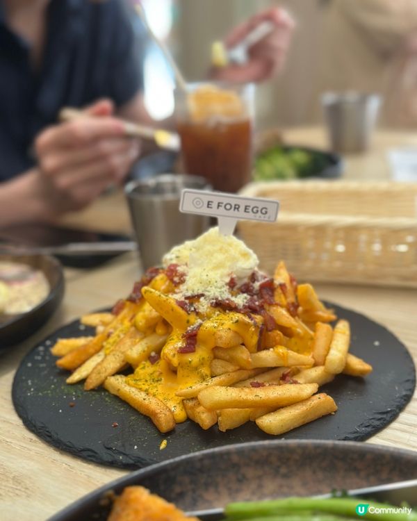 西環新發現！😋 舒服環境嘆美食