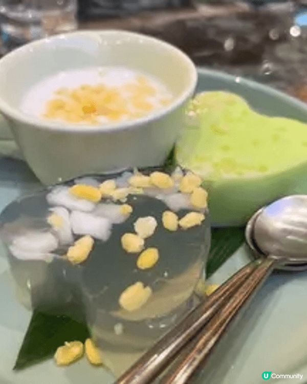 位於上環信德中心嘅錦麗餐廳，以其每日熬煮23小時嘅牛骨牛肉湯...