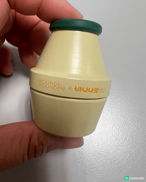 今次我想同大家介紹呢款好特別的潤唇膏，這是朋友送給我的的韓國...