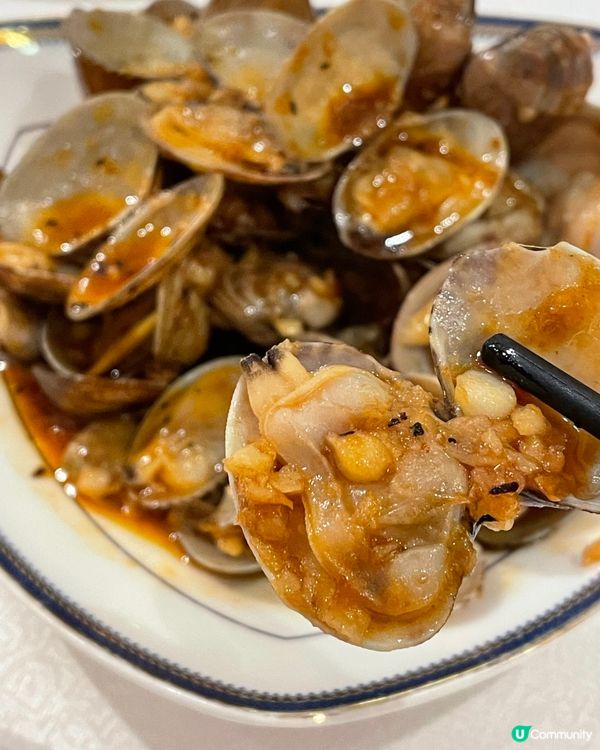 愛了愛了 . 蟹油炒麵