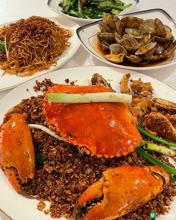 愛了愛了 . 蟹油炒麵