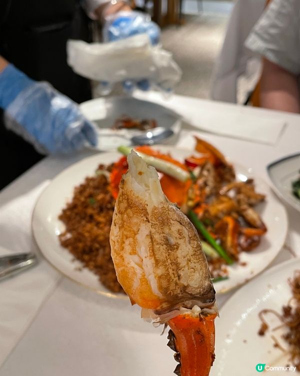 愛了愛了 . 蟹油炒麵