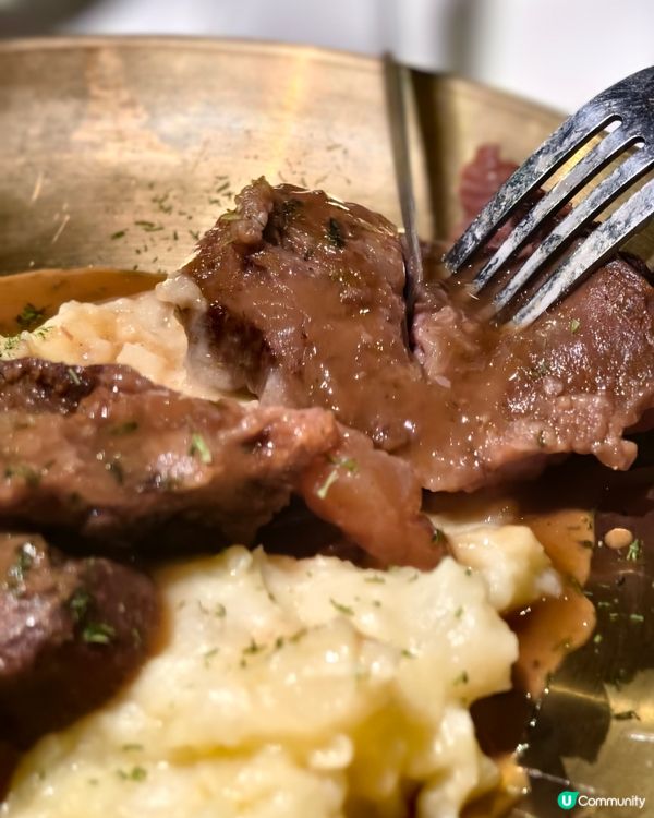 Live band 與魚子醬和牛他他盛宴