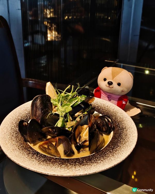 尖沙咀海旁有質素西餐廳