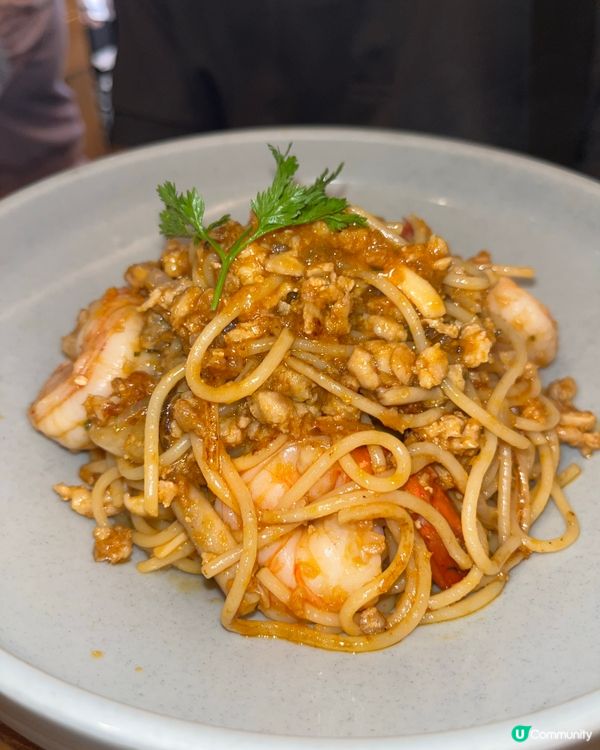 鹽趜比目魚🐟，嫩滑鮮香，配菜一流！😋