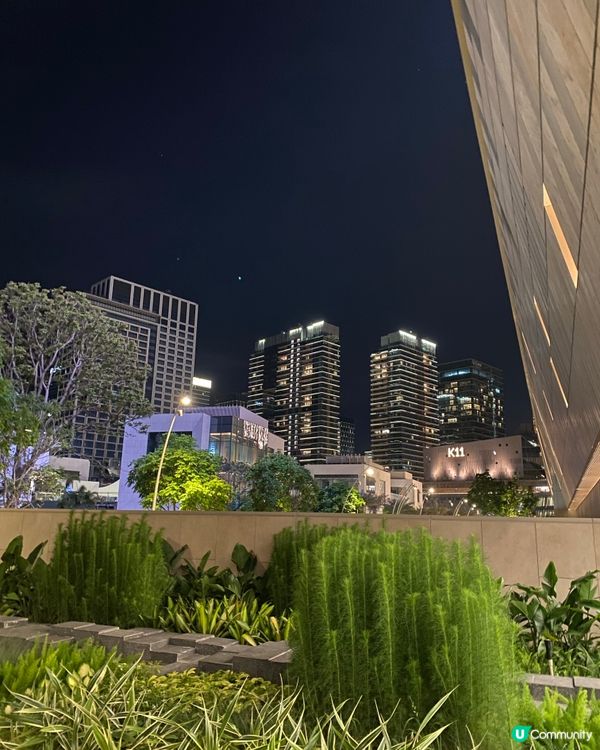 夜景🌃綠化🧩都做得不錯的🚲商場