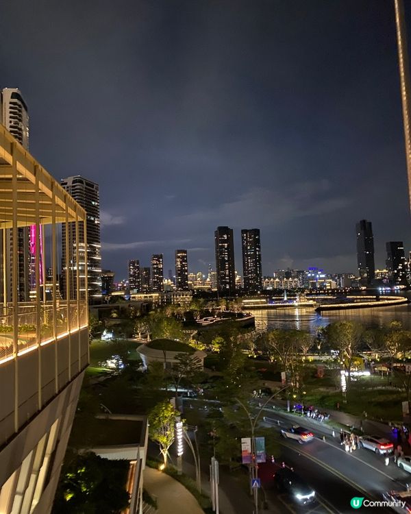 夜景🌃綠化🧩都做得不錯的🚲商場