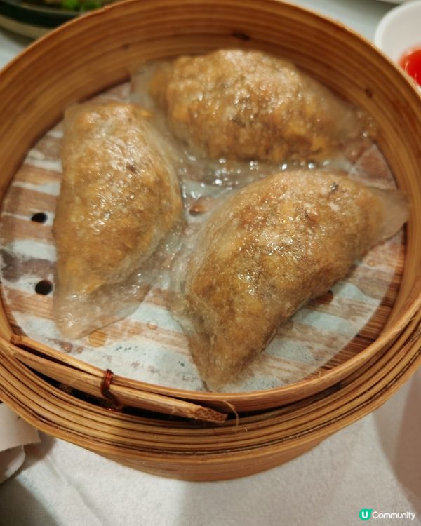 鳳城的灌湯餃粉果安格斯牛肉腸蘿蔔糕都好有水準👍