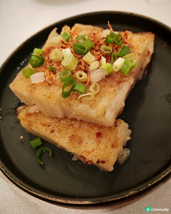 鳳城的灌湯餃粉果安格斯牛肉腸蘿蔔糕都好有水準👍