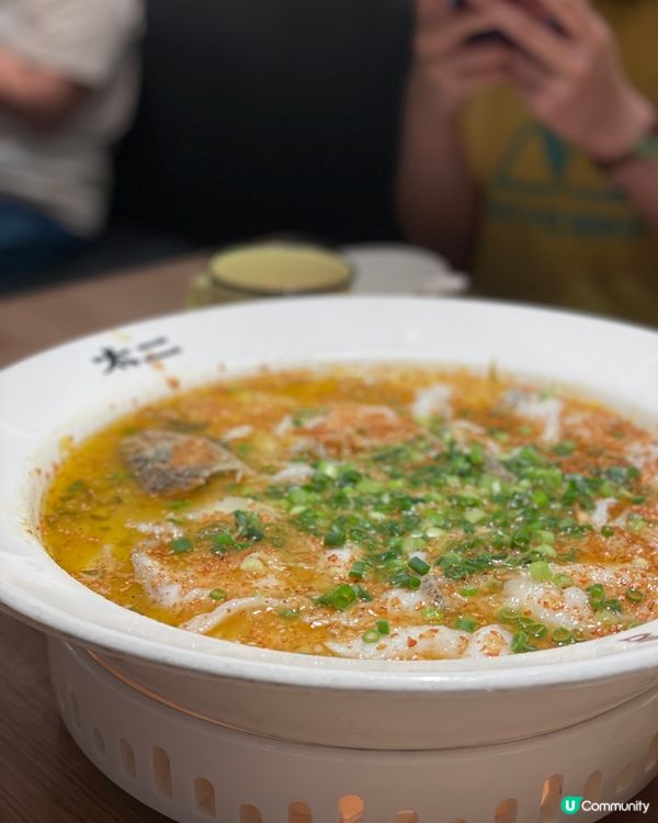 太二酸菜魚——不辣版本也能爽翻，茶飲還能任飲！